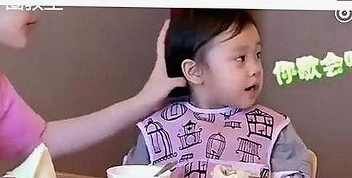 许凯从配角逆袭为实力派，娱乐圈新星的多面人生