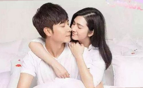 SNH48登陆纽约时代广场引热议，吴磊演艺路与感情新动态回顾