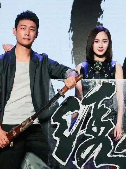 揭秘娱乐圈吃瓜博主的真相：幕后故事与网友热议