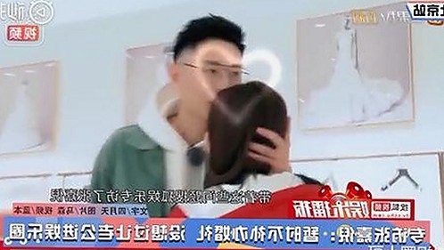 娱乐圈吃瓜网红层出不穷，背后的真相与热议焦点